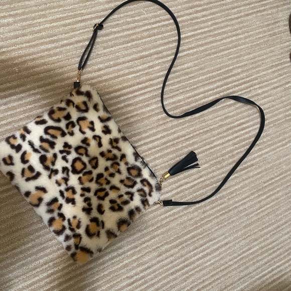 Faux fur animal print bag - Picture 2 of 5